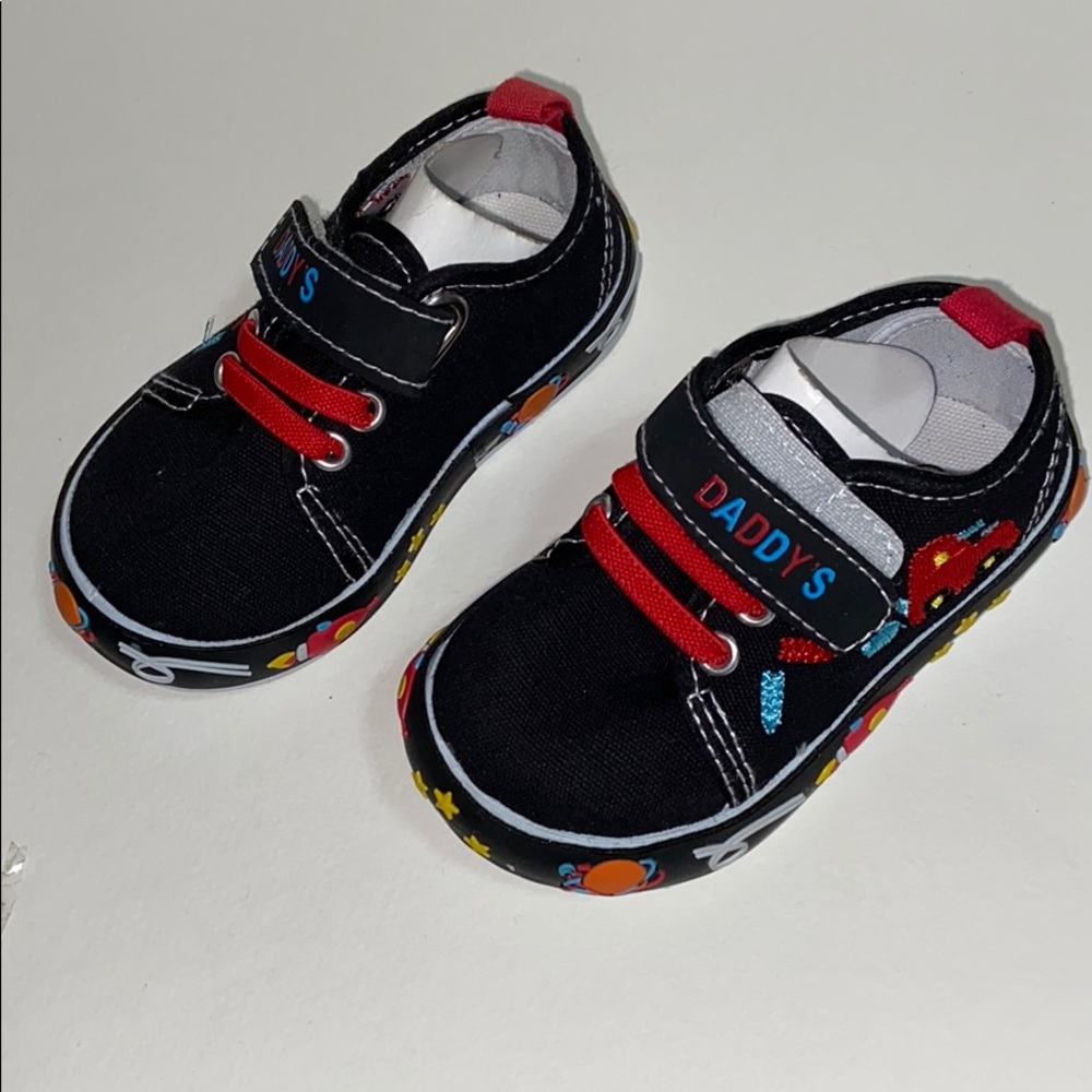 Boy’s daddy sneakers